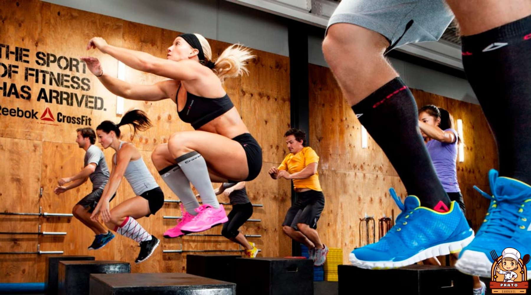 CrossFit é um regime de treinamento funcional que combina exercícios de força - prato saudavel